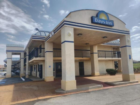 Days Inn West OKC